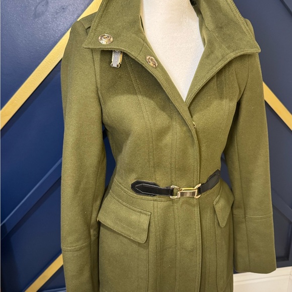 Burberry Olive Belted Military Trench Coat - Picture 7 of 11